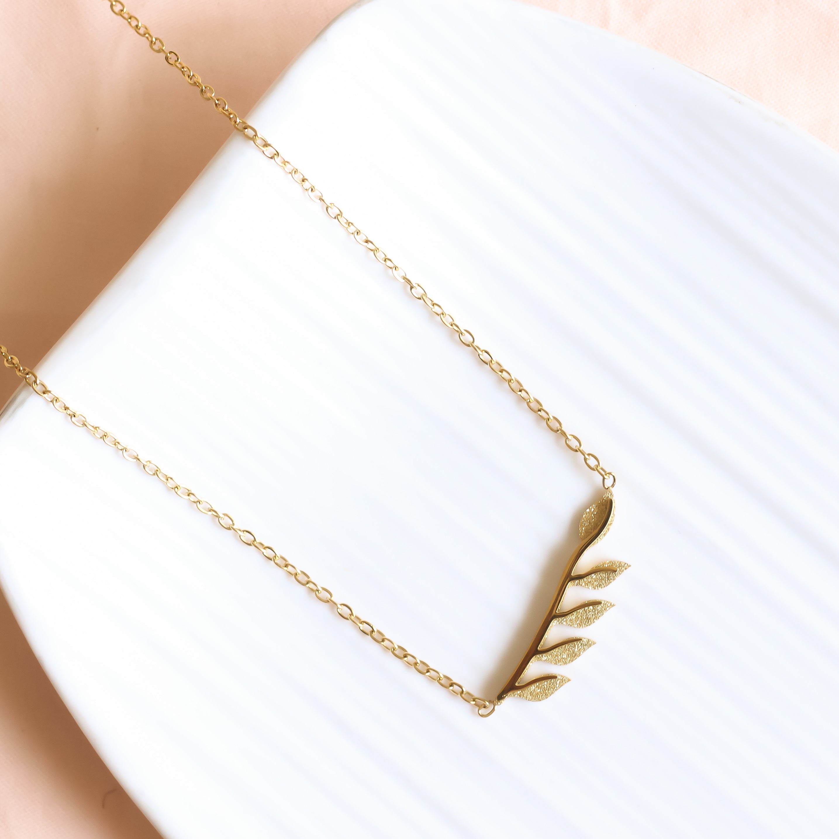 Classic Elite Necklace 316 stainless