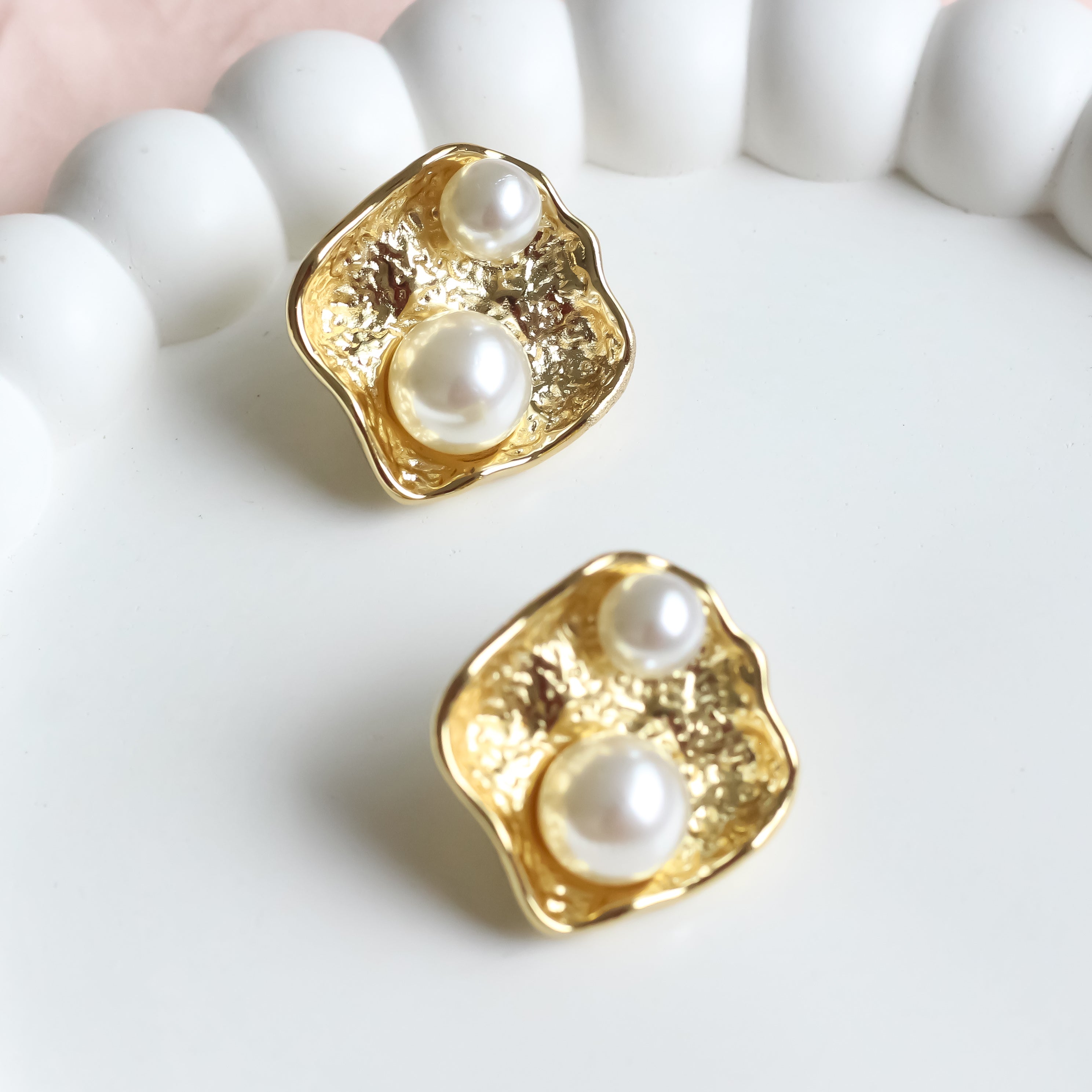 Pearl Gold Studs