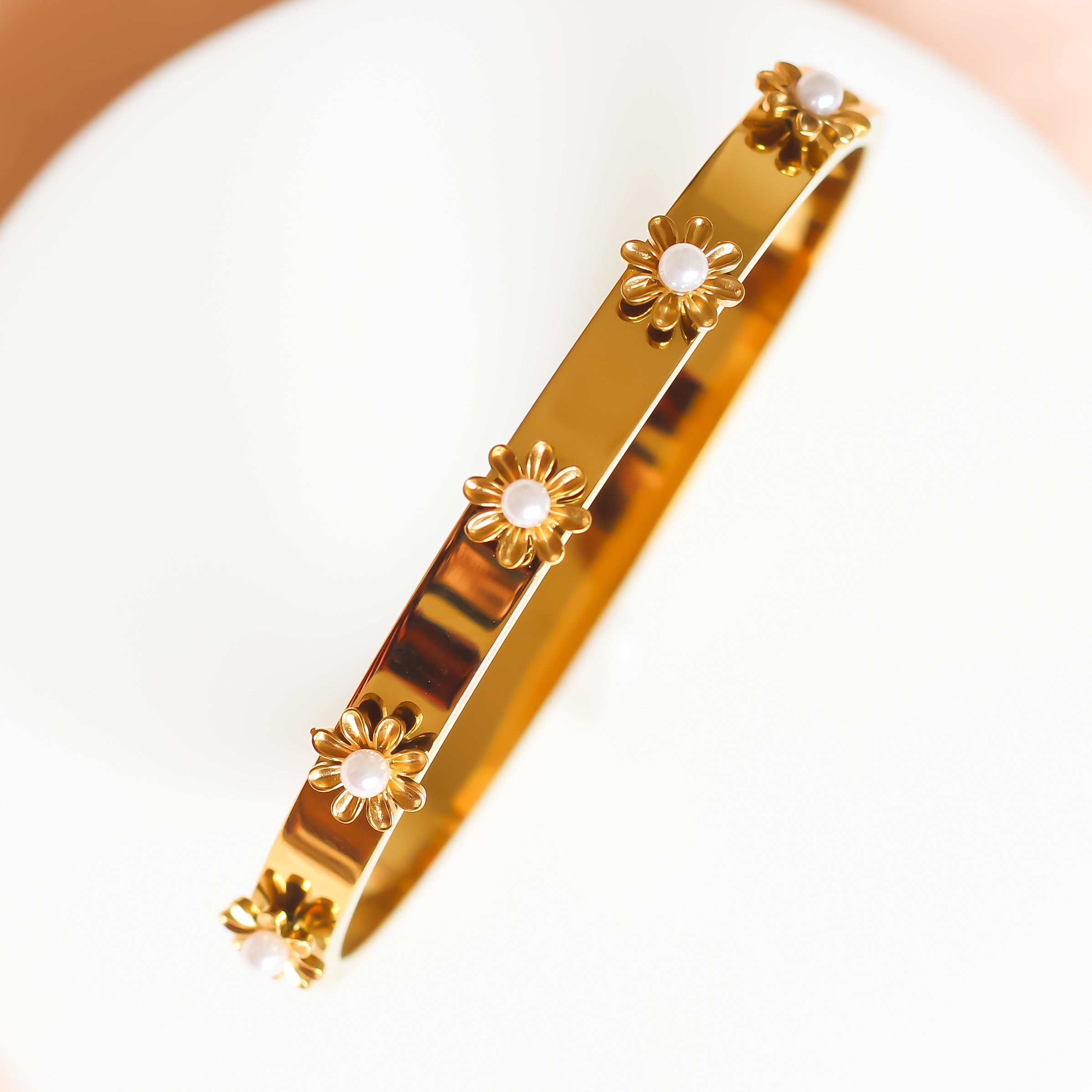 Flower Bead Bracelet