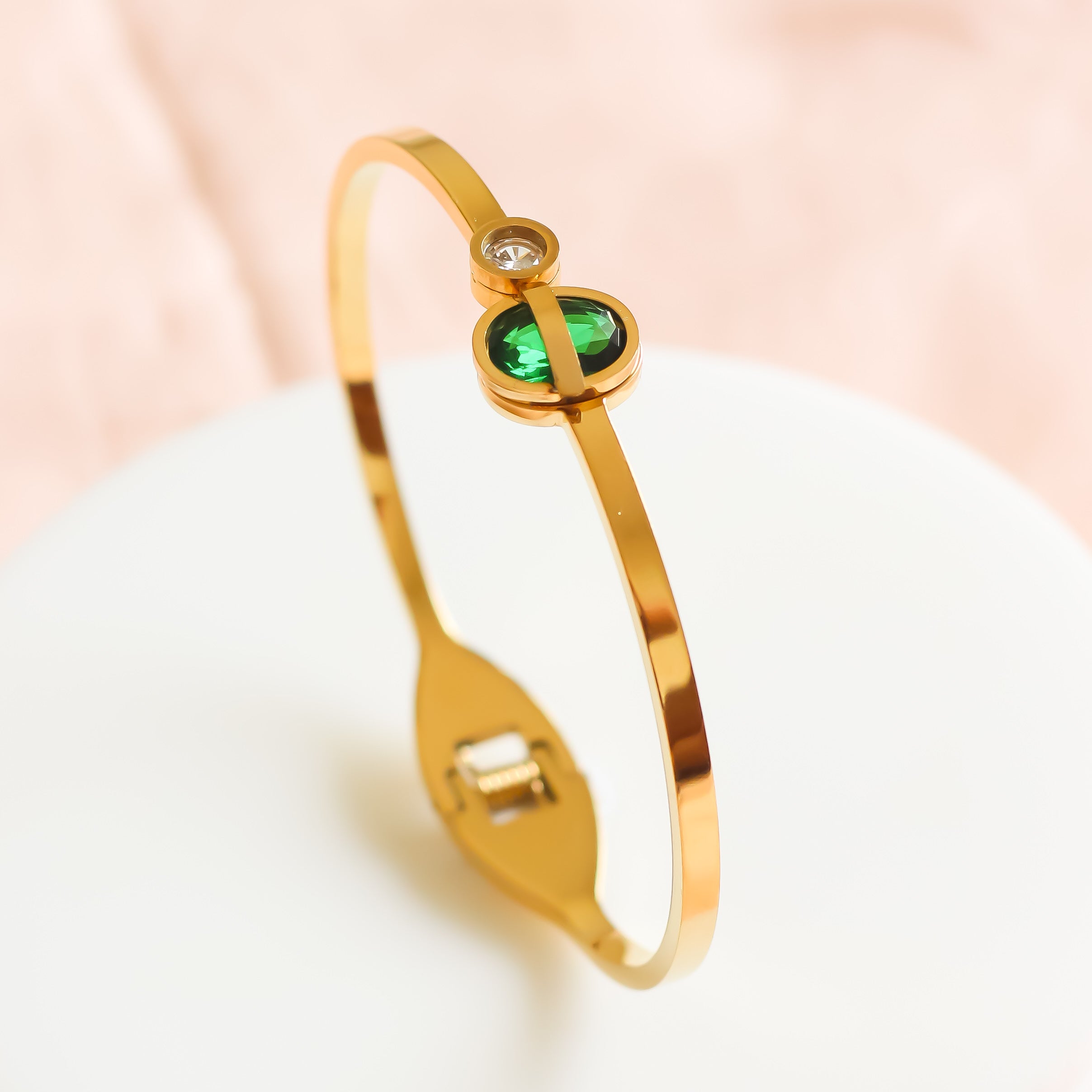 Emerald Sleek Bracelet