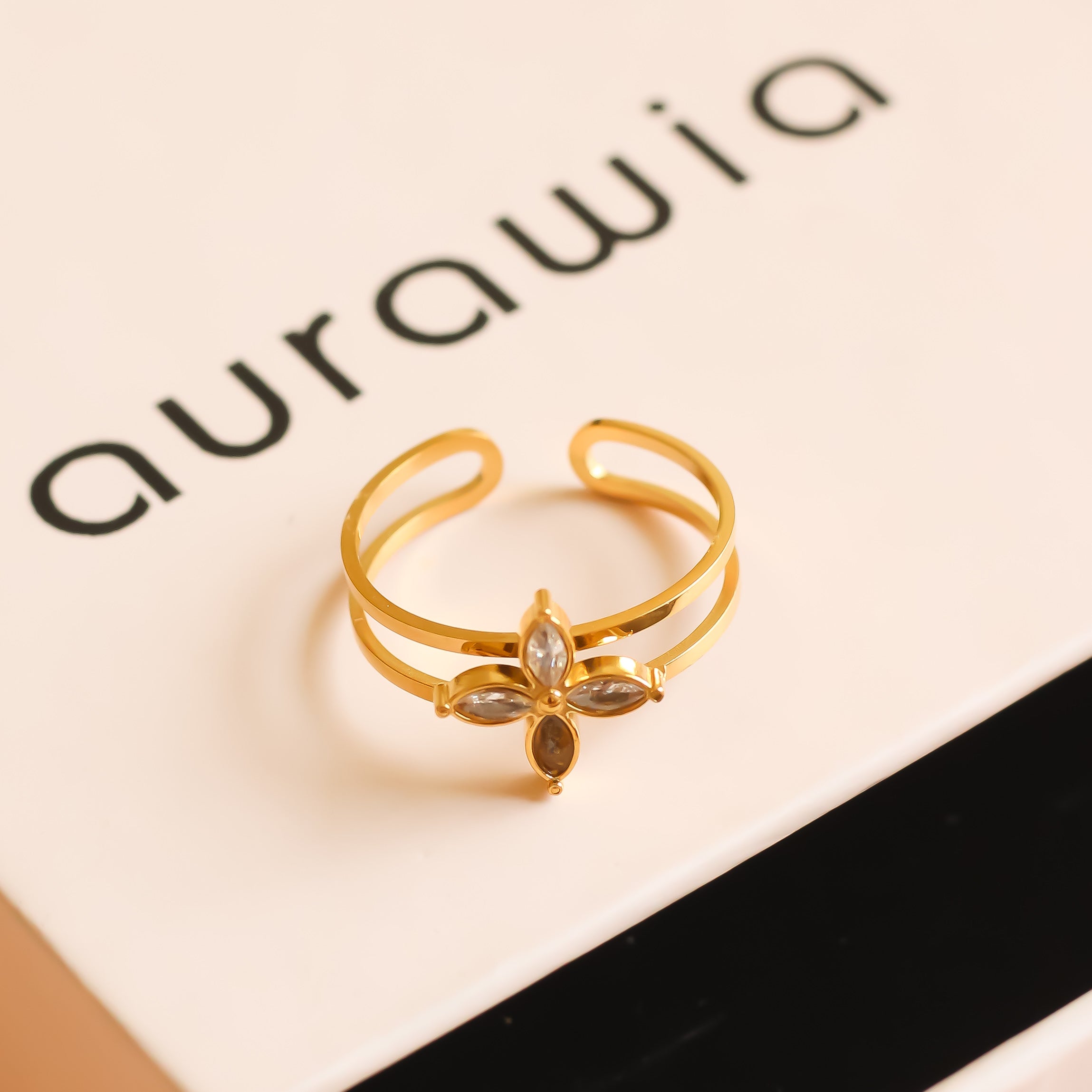 Lily Ring | Adjustable