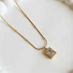 Nora Necklace | Gold