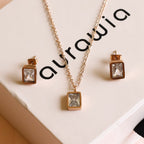 Classy Crystal Set Of 2