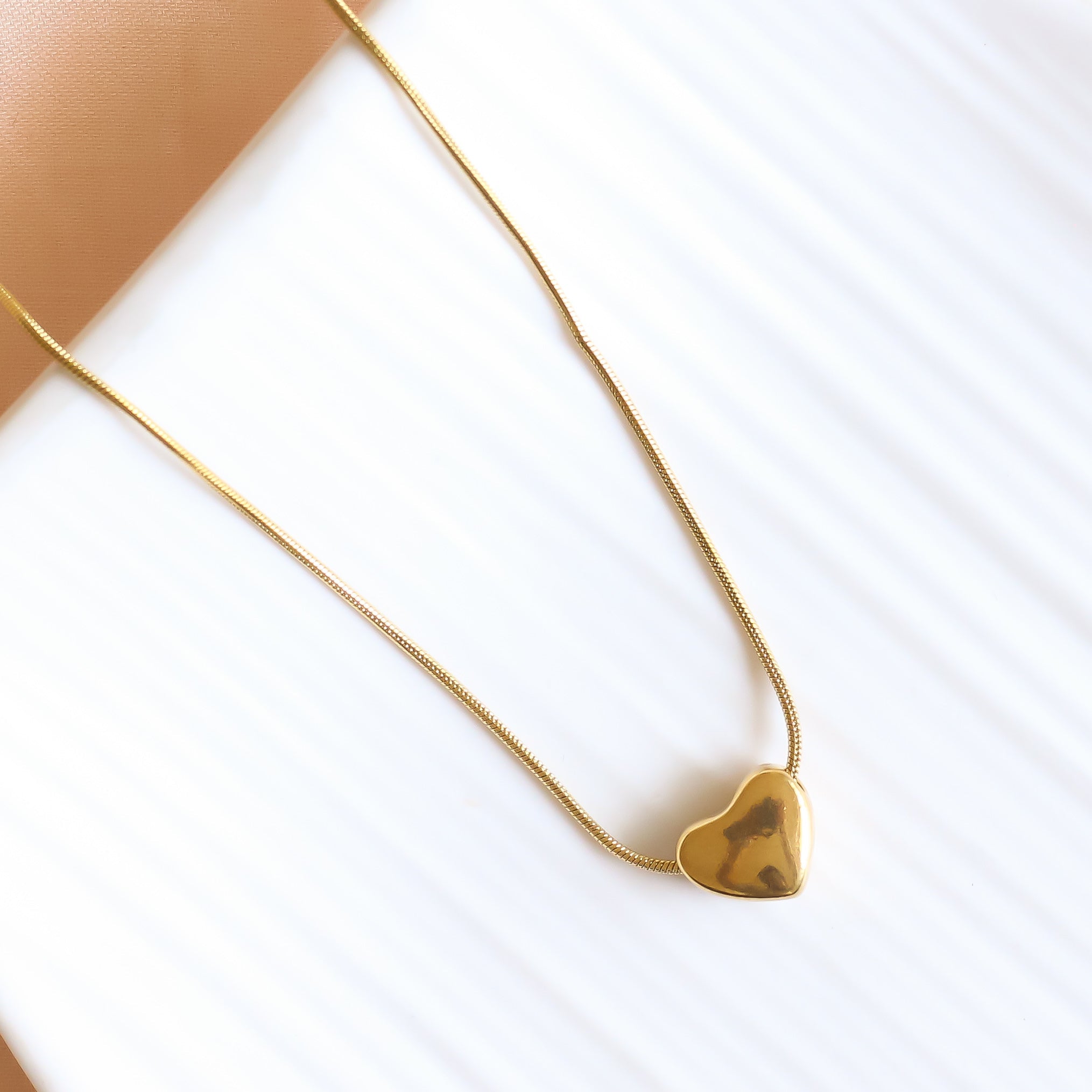 Tiny Heart Necklace