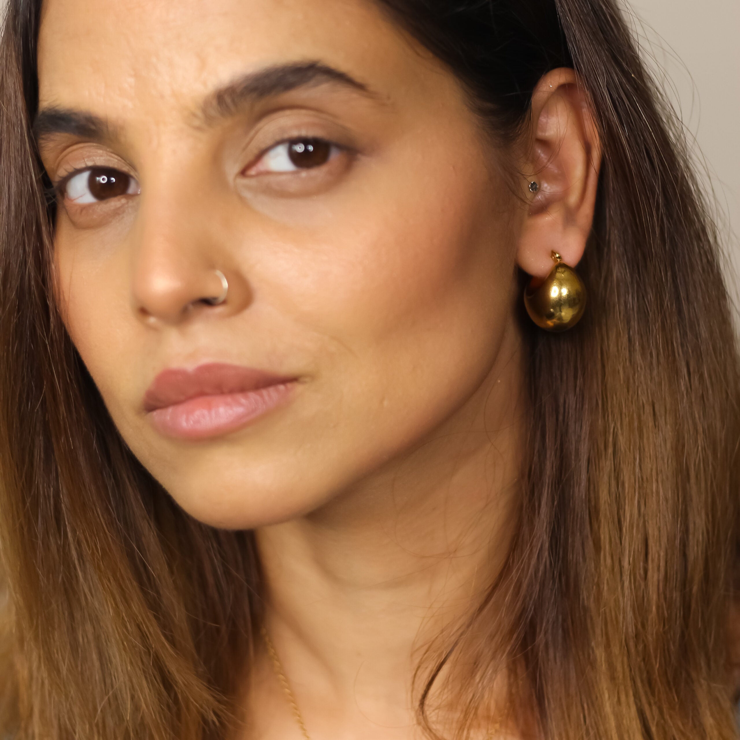 Nora Bold Hoop Earrings